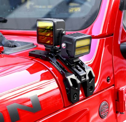 पाउडर कोटिंग एल्यूमीनियम मिश्र धातु प्रकाश 4x4 स्तंभ प्रकाश संरचना के लिए माउंटिंग ब्रैकेट