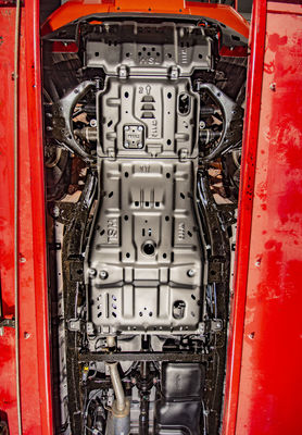 ISUZU Dmax पूर्ण स्किड प्लेट के लिए पूर्ण अंडरबॉडी कवर इंजन लोअर गार्ड प्लेट सेट