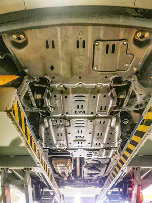फोर्ड F150 रैप्टर अंडरबॉडी चेसिस गार्ड बोर्ड के लिए आसान स्थापित एल्यूमीनियम इंजन कवर