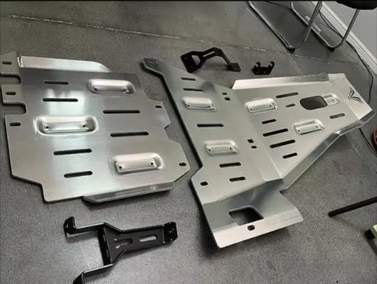 पाउडर कोटिंग इंजन कवर स्किड प्लेट के लिए Jeep Wrangler JL JK के लिए उच्च-प्रदर्शन