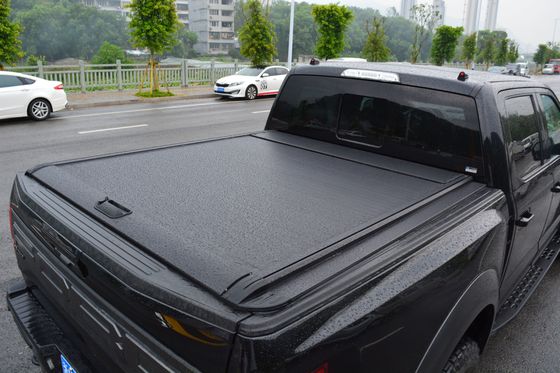 2010-2023 निसान नावर NP300 4WD पिकअप ट्रक बिस्तर हार्ड टाइप के साथ retractable कवर