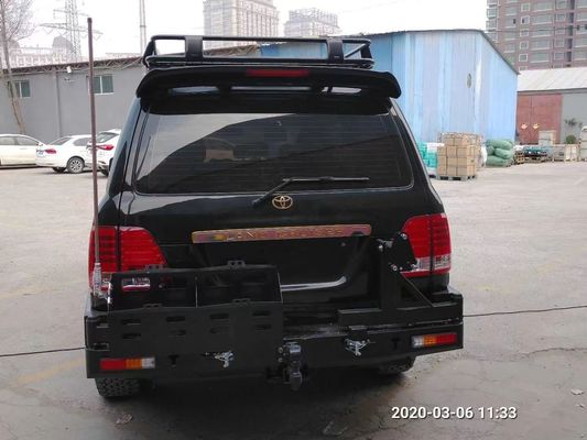 अपने टोयोटा LC100 को रियर बम्पर और डबल कैरियर वर्धित कार्यक्षमता के साथ सुधारें