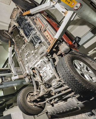 5 मिमी मोटाई एल्यूमीनियम ऑरेंज सेट Wrangler JL स्किड प्लेट 19 ऑफ-रोड प्रदर्शन के लिए