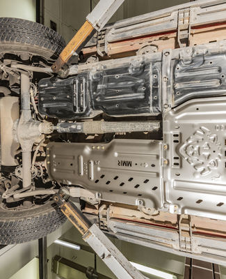 Wrangler 4xe 21 मूल फ्रंट बंपर 2018-2019 Wrangler JL के लिए काले रंग में