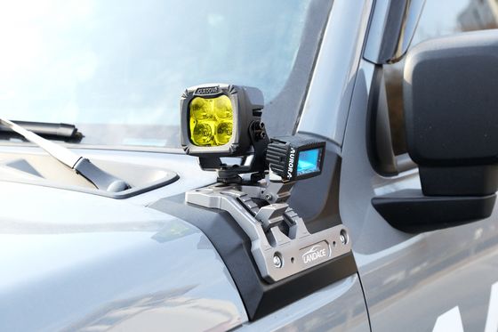 टैंक300 एलईडी ड्राइविंग लाइट ब्रैकेट Wrangler Rubicon के लिए एक स्तंभ माउंटिंग ब्रैकेट