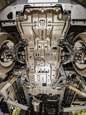 ISUZU MU-X और D-MAX सहायक उपकरण OEM स्किड प्लेट इंजन ट्रांसमिशन ट्रांसफर केस के लिए