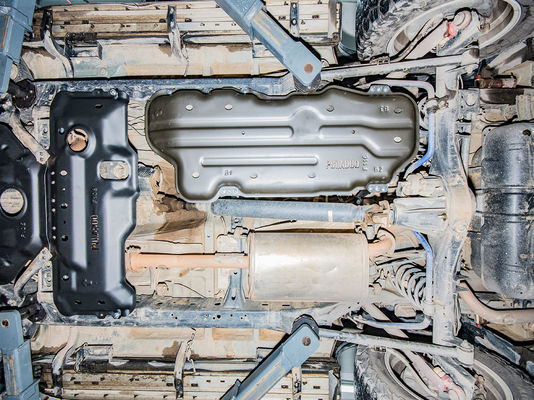 टोयोटा प्राडो LC150 OEM के लिए फिट 3 डी स्किड प्लेट ईंधन टैंक के लिए अंडरबॉडी सुरक्षा कवच