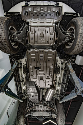 3 डी वाहन के नीचे कवच स्थानांतरण मामले ईंधन टैंक MITSUBISHI GAC OEM के लिए अंडरकार शील्ड