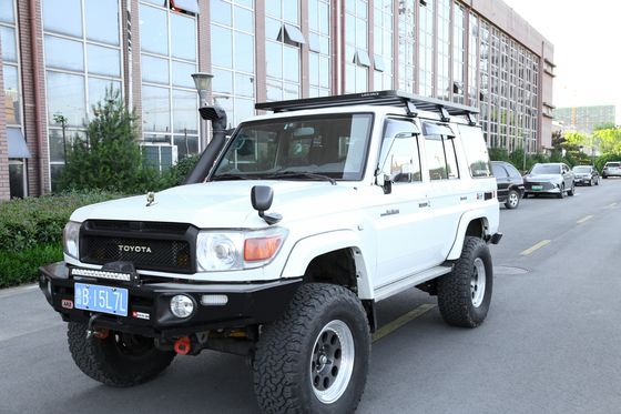 2015-2021 वर्ष टोयोटा 4x4 वाहन बाहरी सामान अनुकूलित लोगो के साथ छत रैक