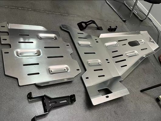 Wrangler JK JL ऑफ-रोड वाहन सुरक्षा तल प्लेट चांदी स्प्लैश कीचड़ फ्लैप गार्ड