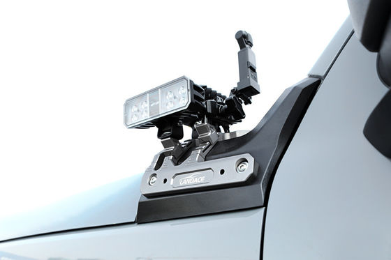 टैंक के लिए उपयुक्त 300 धातु WEY P8 PHEV के लिए ए-पिलर लाइट माउंटिंग ब्रैकेट